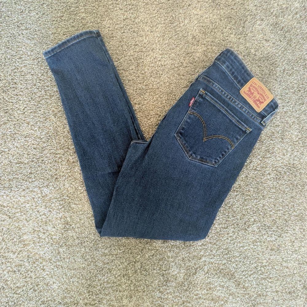 Levi's Women's 711 Skinny Jean Size 28
